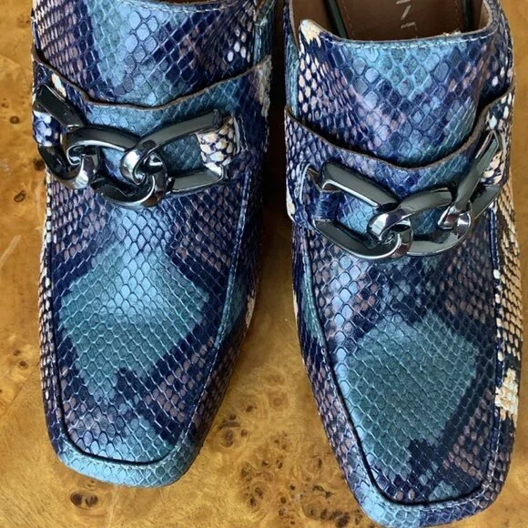 WMN 8.5 Donald Pliner "Caape" Mule Block Heel Leather Loafer blue emboss snake - Picture 7 of 10